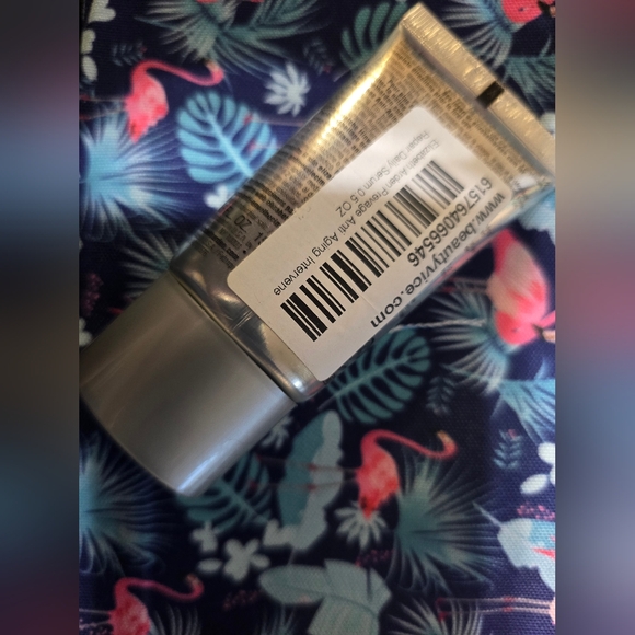 Elizabeth Arden Prevage Anti Aging Daily Serum 0.5 fl oz., Brand New! - Picture 2 of 2